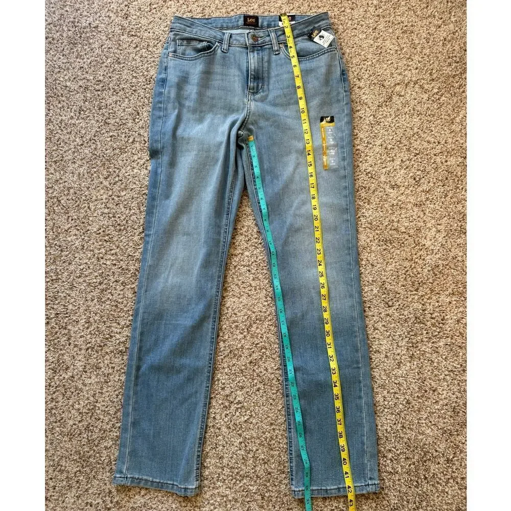 NWT - LEE faded Blue Jeans, size 8 TALL/LONG; straight leg